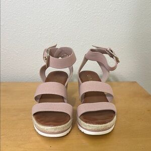 Women's Pink Sandals